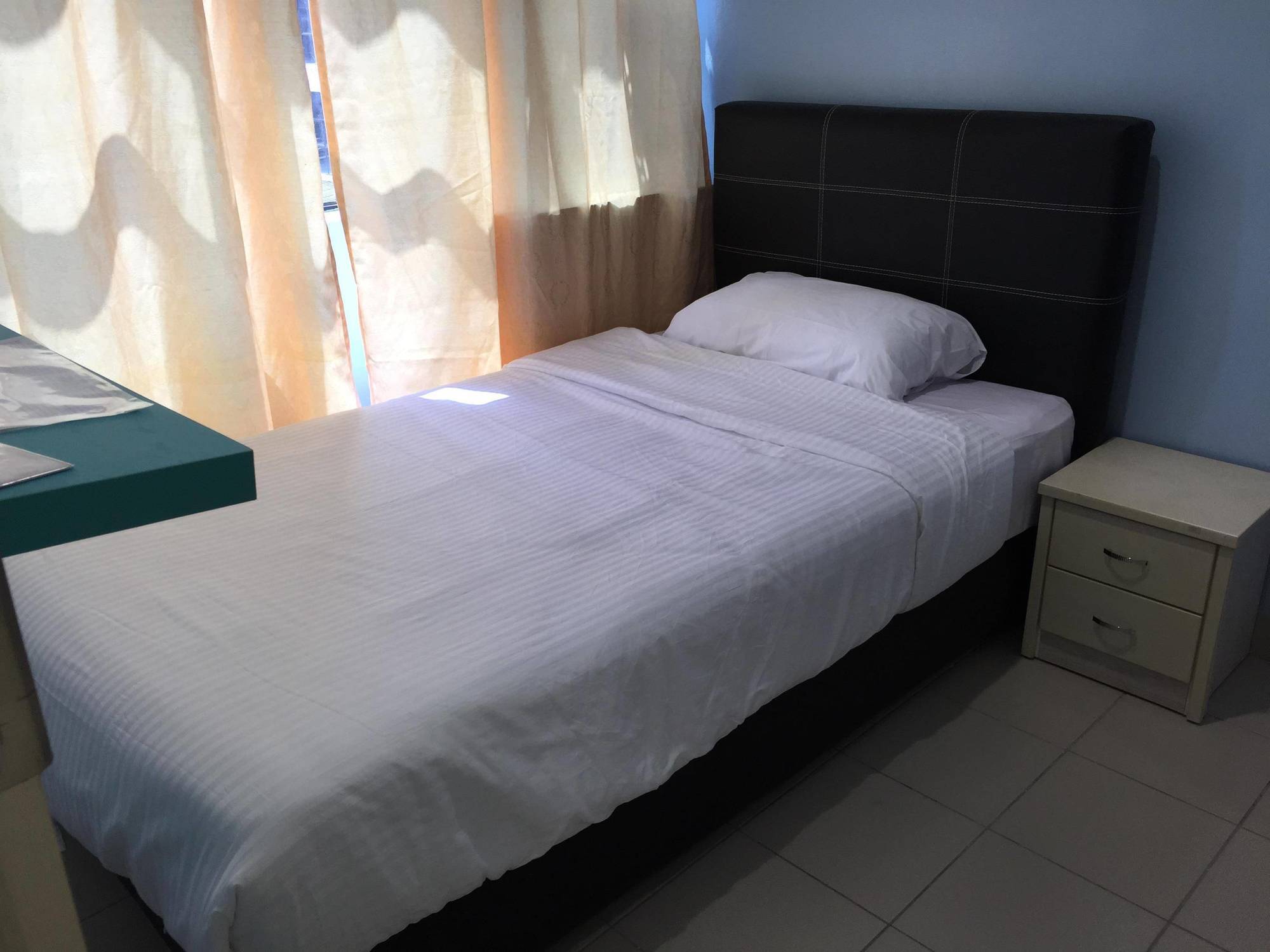 Miri Budget Inn Exterior foto